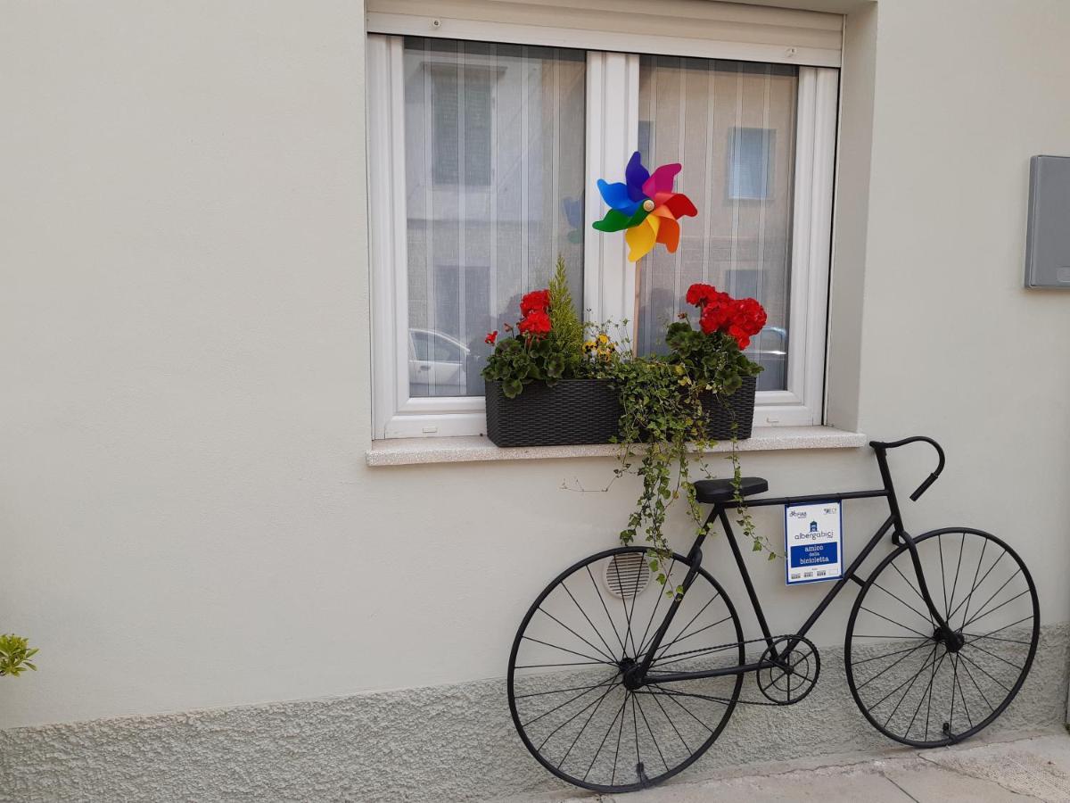 Zona 30 Bike Guesthouse Palmanova Zewnętrze zdjęcie